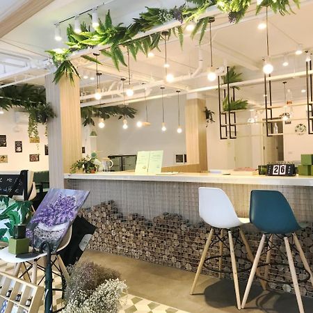 Folk Poshtel Asok Hostel Μπανγκόκ Εξωτερικό φωτογραφία