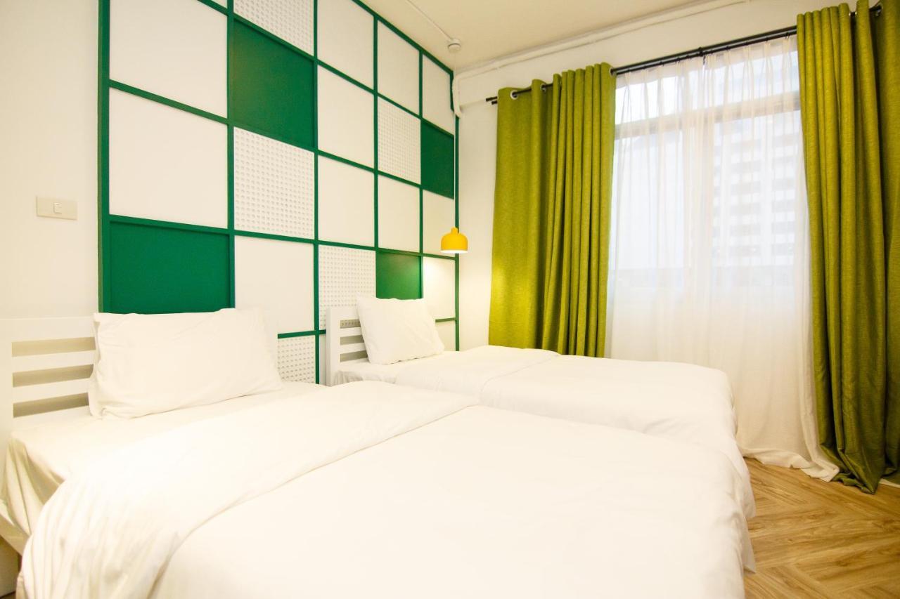 Folk Poshtel Asok Hostel Μπανγκόκ Εξωτερικό φωτογραφία