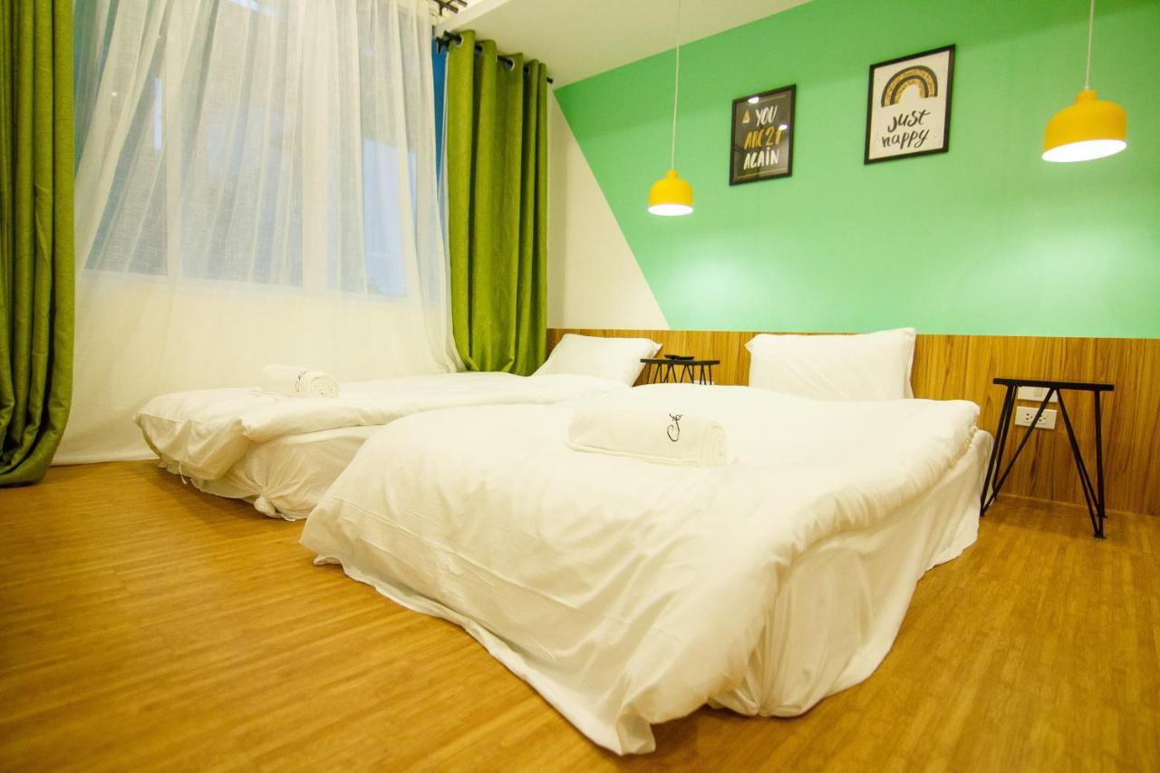 Folk Poshtel Asok Hostel Μπανγκόκ Εξωτερικό φωτογραφία