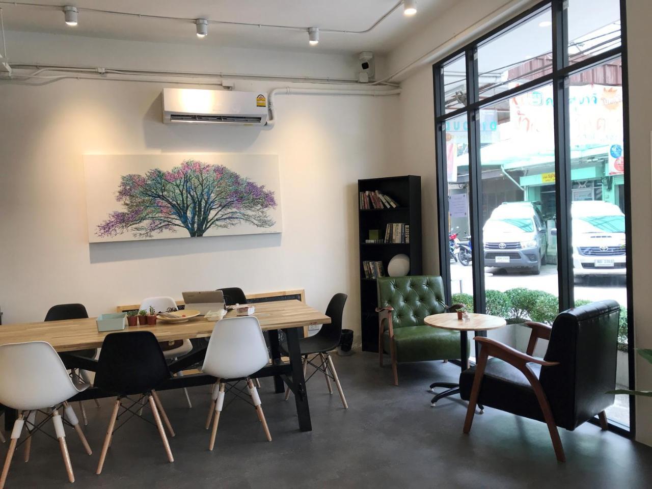 Folk Poshtel Asok Hostel Μπανγκόκ Εξωτερικό φωτογραφία