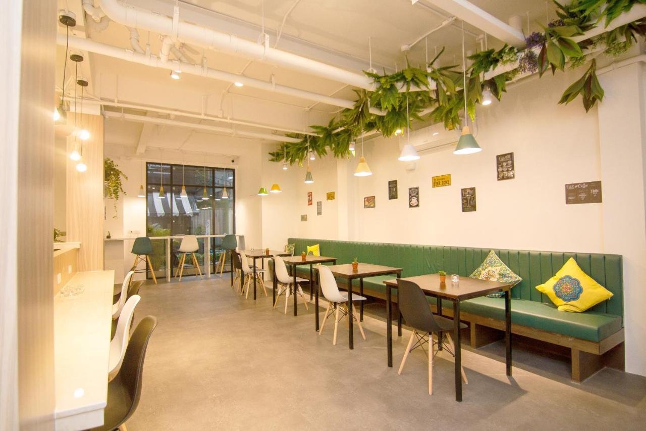 Folk Poshtel Asok Hostel Μπανγκόκ Εξωτερικό φωτογραφία